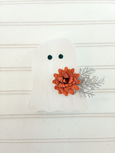 Ghost Shelf Sitter