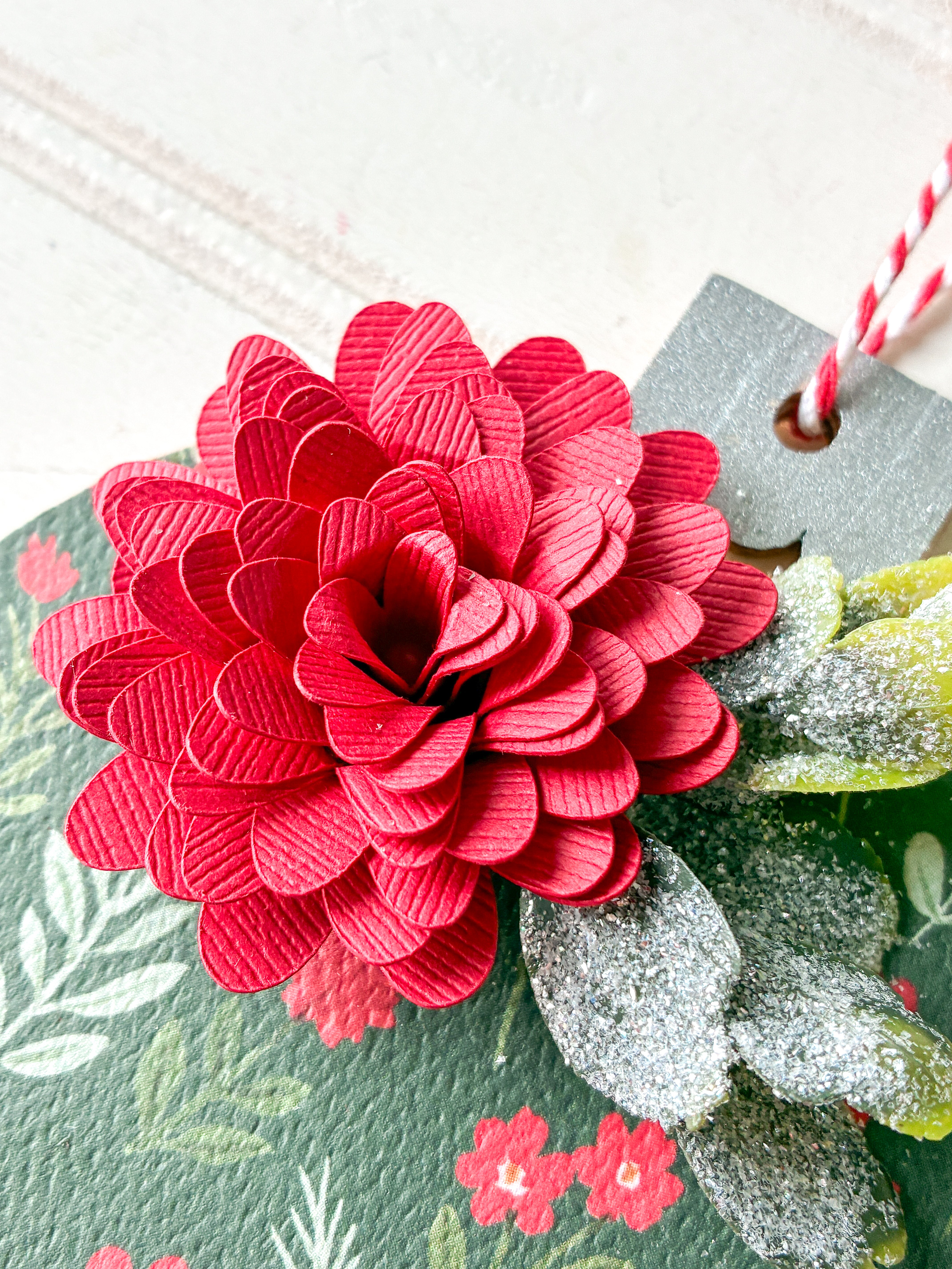 Green Floral Ornament