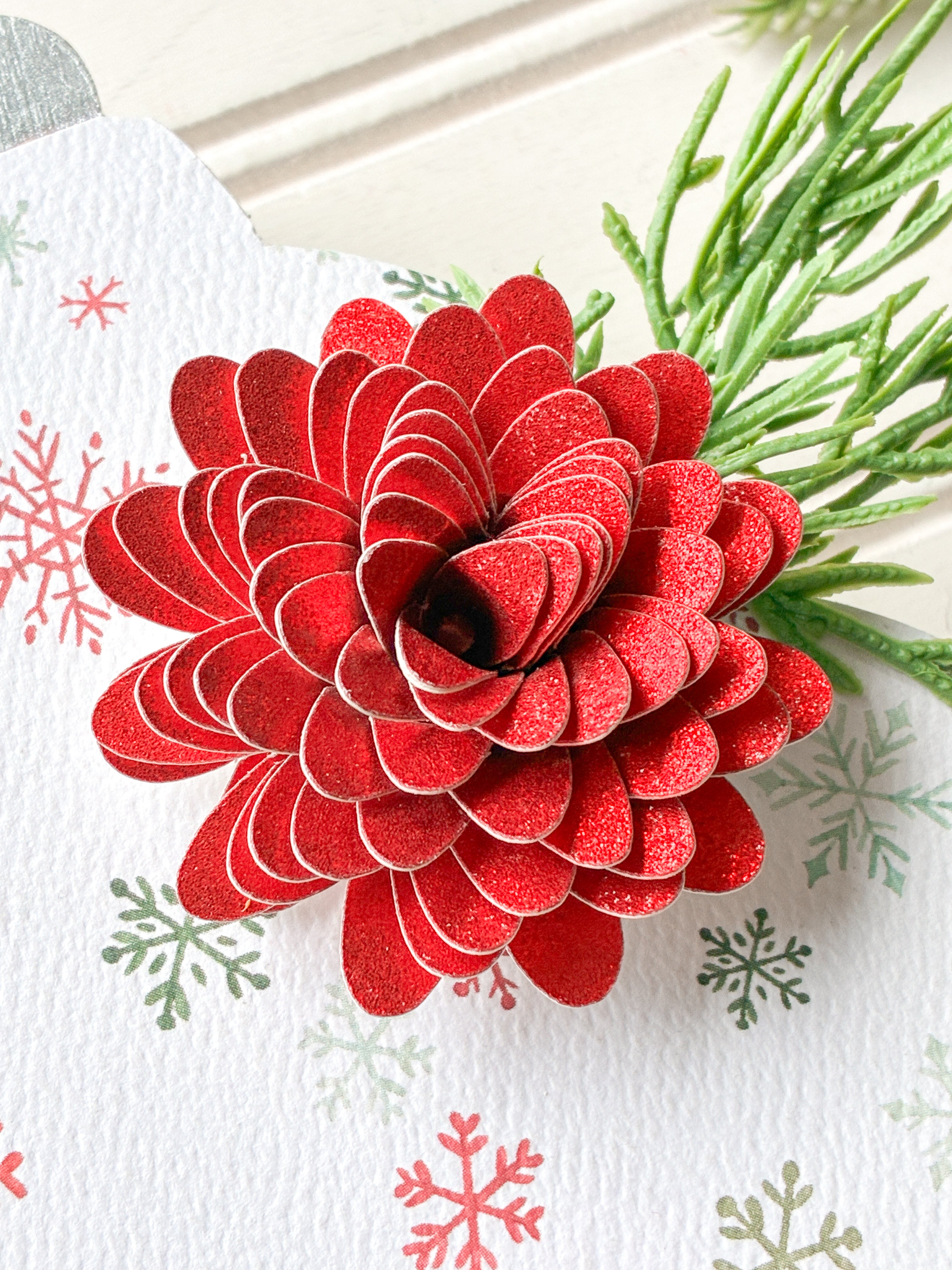 Snowflake Ornament Shelf Sitter