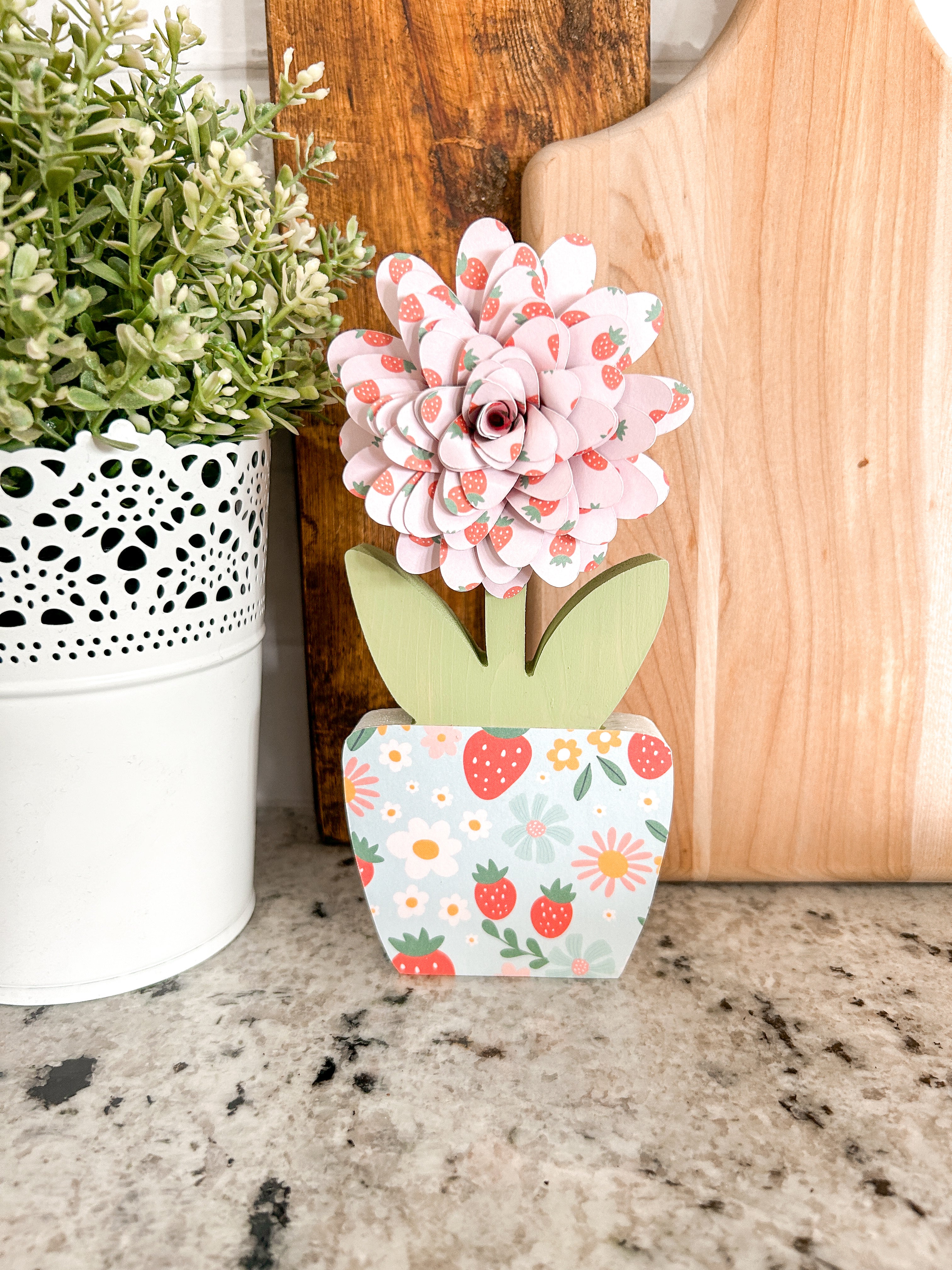 Strawberry Flower Pot Shelf Sitter